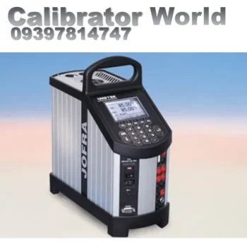 نمای نزدیک از صفحه نمایش LCD کالیبراتور دما AMETEK CTC-140