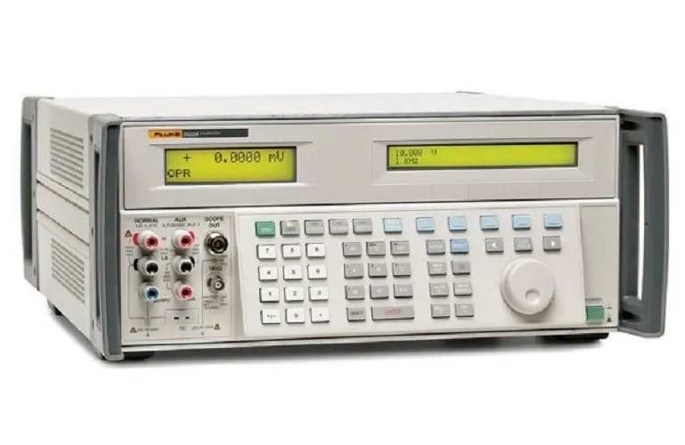 کالیبراتور Fluke 5502A