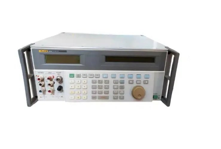 کالیبراتور فلوک Fluke 5720A